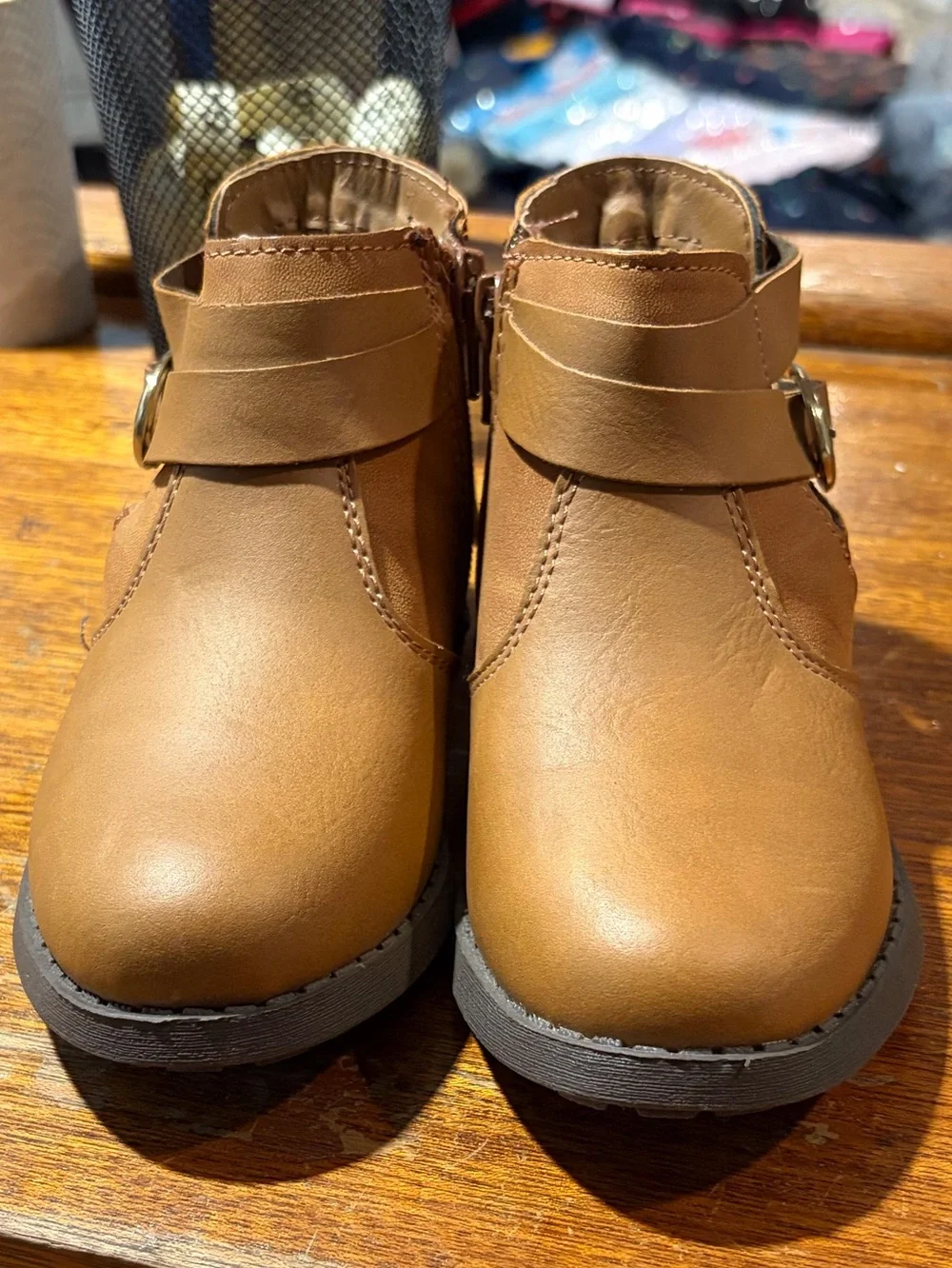 NWT Kids osh kosh bgosh boots size 10